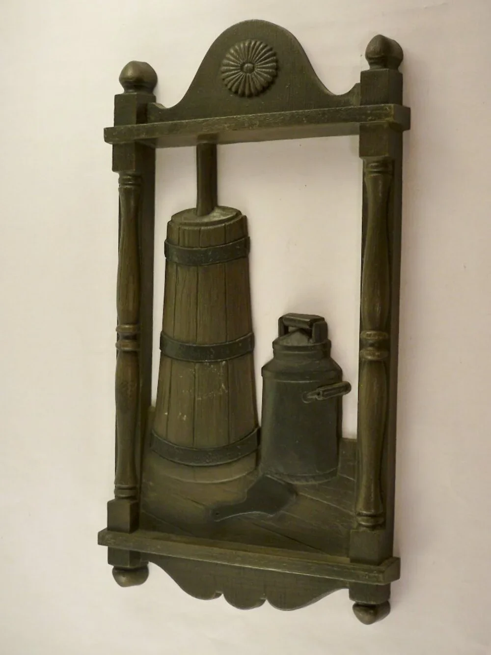 4 Homco Early American Plastic Wall Decor